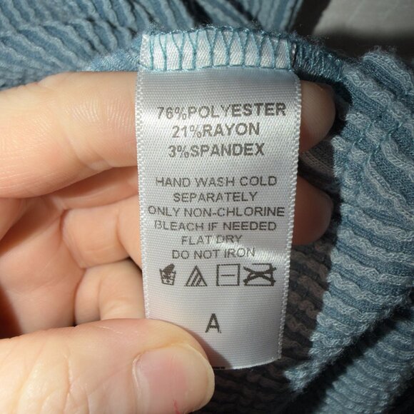 Arula Blue Ribbed Peplum Top Size 1X 14/16 Short Sleeve Stretch Knit Blouse - Picture 6 of 7